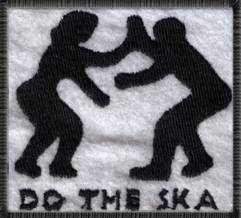 DO THE SKA - Čierne logo + dve tancujúce postavy