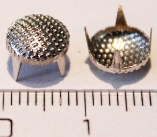 Bubák bodkovaný - 8 mm, strieborný: Jednotlivý vybíjanec