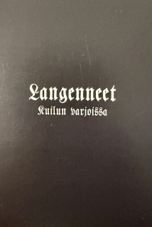 Langenneet ‎: Kuilun Varjoissa (MC)